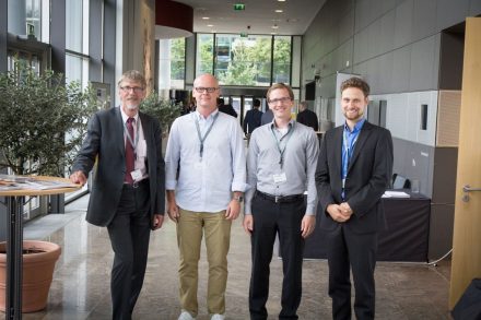 Three Fraunhofer spin-offs presented themselves at the Munich Investment Forum 2015 organized by Fraunhofer Venture (from left to right): Dr. Volker Zurwehn (ArtGuardian), Thomas Gebauer and Thorsten Seipp (Volterion) and Thomas Hartung (COSEDA Technologies)