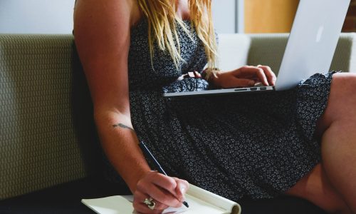 startup woman writes