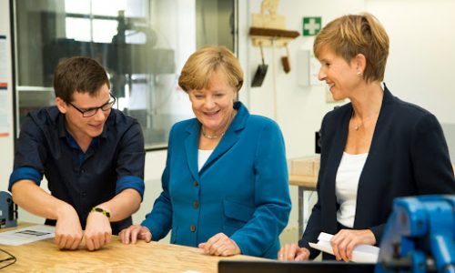 Angela Merkel visits the UnternehmerTUM