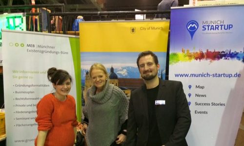 Make Munich 2016 Stand of the City of Munich and Munich Startup with booth staff