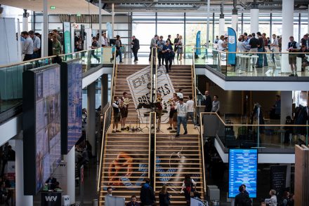 22594801469_f82a2fec9e_z