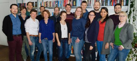 skoobe 160811-Team-photo-100x450