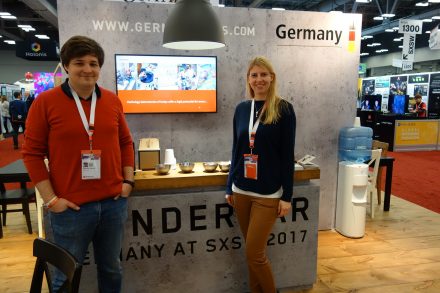 Das Gründerpaar von Inveox auf der SXSW im März 2017: Dominik Sievert und Maria Driesel, Foto: Munich Startup