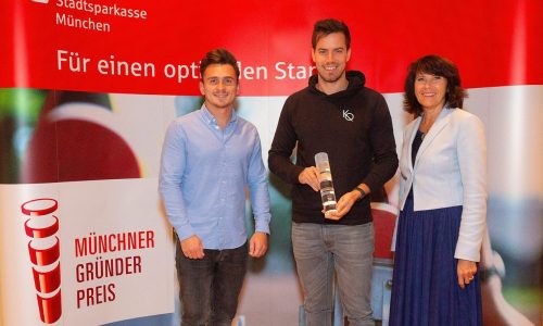 KWERQUS and Timeride win Munich Founders' Prize