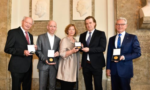 Diesel Medal AZO