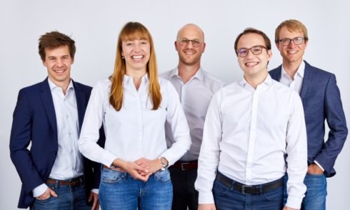 Kumovis founders