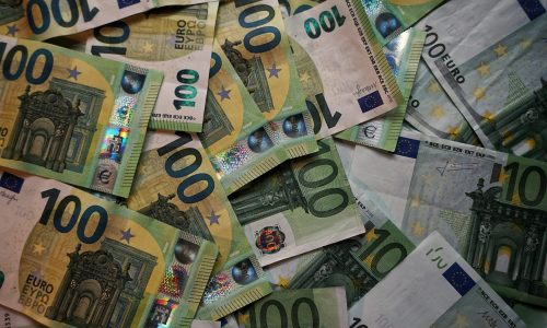 Venture capital records for startup investments