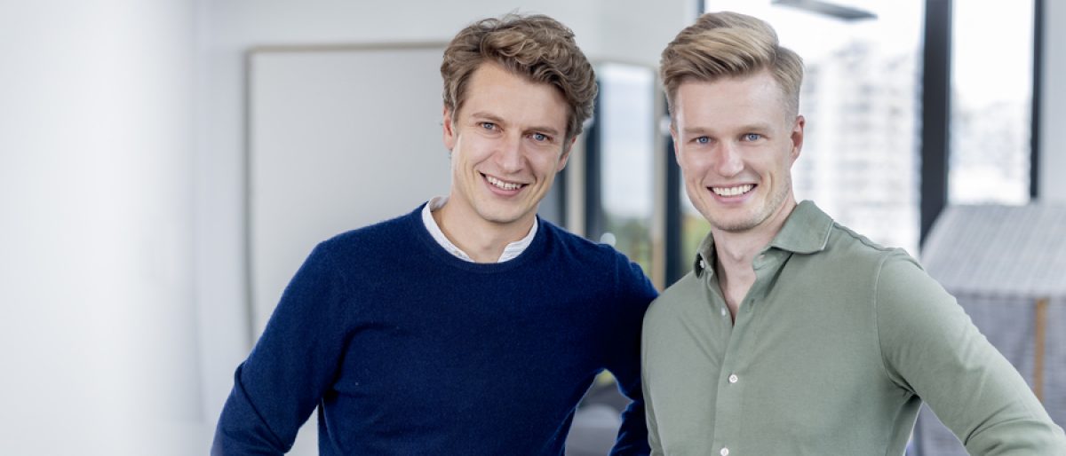 Die Holidu-Gründer Johannes und Michael Siebers (v. l.)