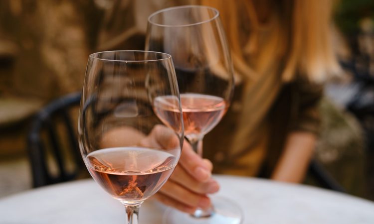 Female StartAperitivo